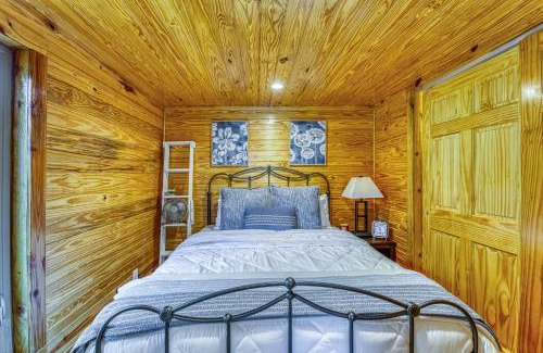 Rogersville Casa | The Gemini-a dreamy, waterfront tiny cabin