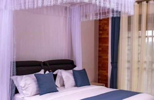 Kabale Cama Y Desayuno | The Georges' Residence : Superior King Room