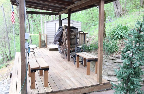 Smithville Casa | The Get Away - Sleeps 9