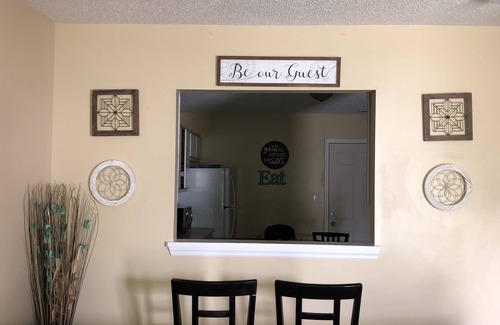 Jacksonville Casa | El lugar de escape | Acogedor y espacioso | Cerca de la base y playas | Wi-Fi gratis