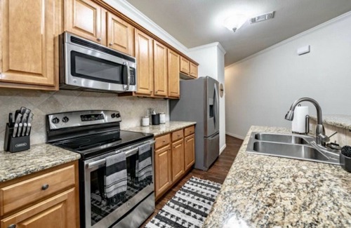 North by Northwest Casa | The Getaway -N. Lubbock - 4 Bedroom
