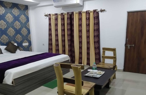 Bolpur Hotel | The Gharana Hotel and Resort