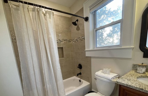 Lakeshore South Casa | The Gibson At Ortega Marina