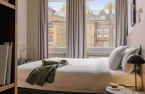 Earl's Court Hotel | The Gilbert Hotel Kensington, Sonder Hotel by Marriott Bonvoy™