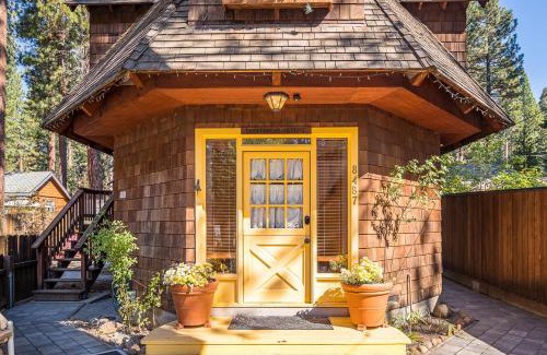 Kings Beach Casa | The Gingerbread Cottage