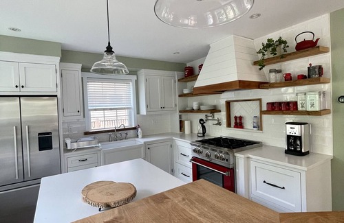 Innisfil Casa | The Gingerbread Guest House