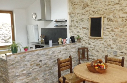 Saint-Guilhem-le-Desert Casa | EL ALBERGUE DE PAPE MARIUS.