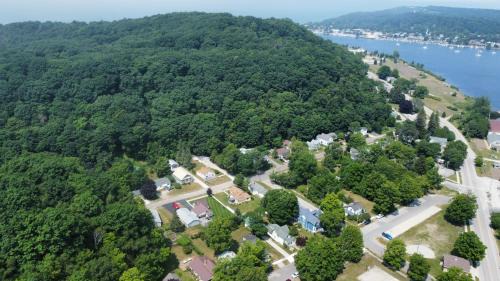 Elberta Casa | The Glarum House - Gorgeous Historic Home & Ac!