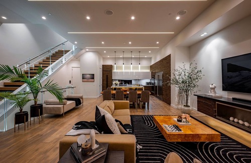 Hyde Park Casa | The Glass Haus I · Modern Luxury · River Oaks · Rooftop Terrace ·Elevator ⭐️⭐️⭐️⭐️⭐️