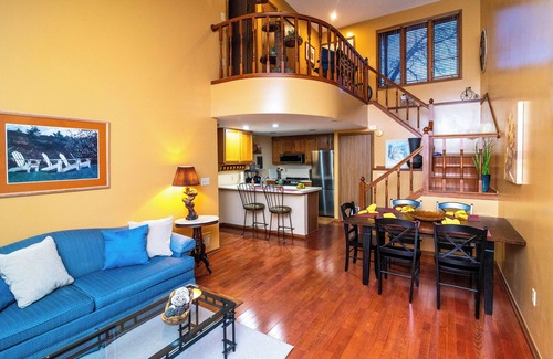 The Galena Territory Casa | The Glen, Perfect! Resort Core, Steps to Golf, Dog Friendly!