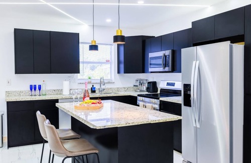 Ives Estates Casa | The Glowhouse Miami Villa