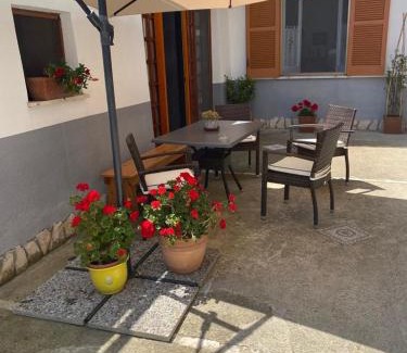 Bomerano Apartamento | The Gods Brothers