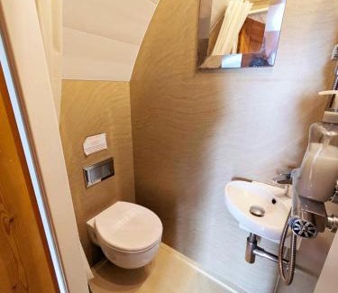 Morecambe Apartamento | The Golden Ball Hotel Pods