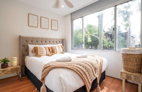 Darlinghurst Apartamento | 'The Golden Gate' Cosy & Charming Inner-City Retreat