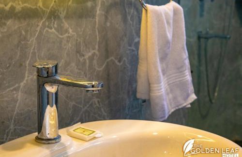 Gaya Hotel | The Golden leaf hotel