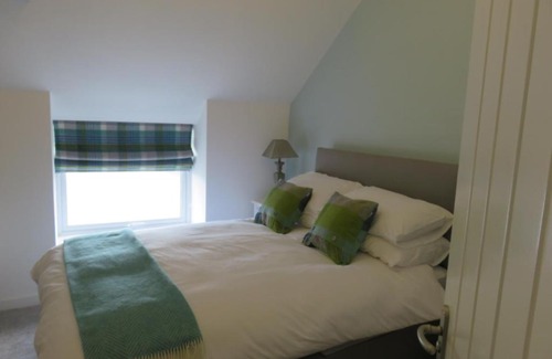 Bridgend Hotel | The Golden Mile Country Inn