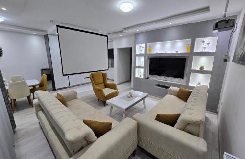 Çagllavicë Apartamento | The Golden Oasis