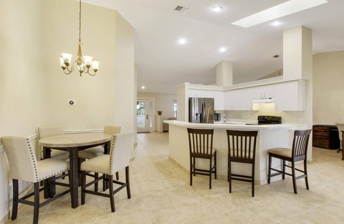 Fort Pierce Casa | La palma dorada en el río