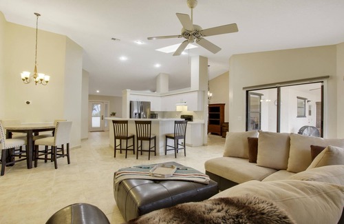 Fort Pierce Casa | La palma dorada en el río