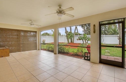 Fort Pierce Casa | La palma dorada en el río