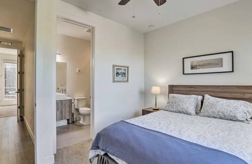 Golden Apartamento | The Golden Star - 2 bed with private roof deck