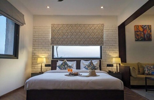 Ramnagar Hotel | The Golden Tusk By Ivory Destinations