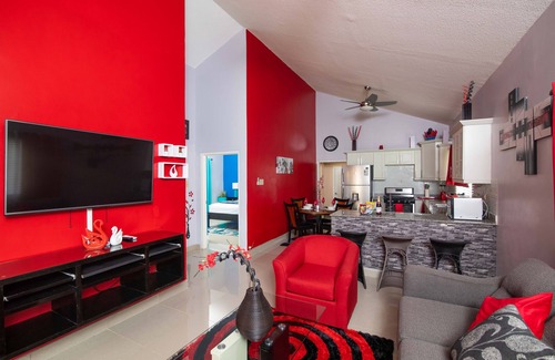 Kingston Casa | The Golf Oasis II