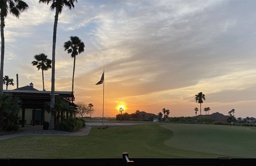 Laguna Vista Casa | The Golf View Getaway