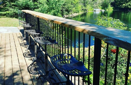 Actinolite Cabina | The Gordon's River Cabin-Luxury Custom Log Home