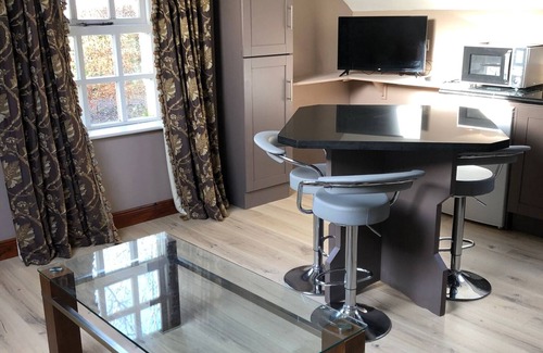 Mallow Apartamento | The Gortnagros - Charming 1-bedroom apartment at The Courtyard Mallow