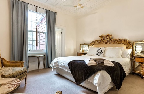 Beechworth Casa | The Graces, Beechworth - Rose - King Room