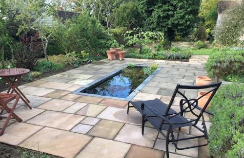 Etchinghill Apartamento | The Granary at Palm Tree House in S.E. Kent