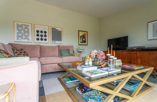 Moffat Casa | The Granary Barn Retreat
