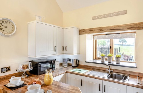 Kingswood Cabaña | The Granary