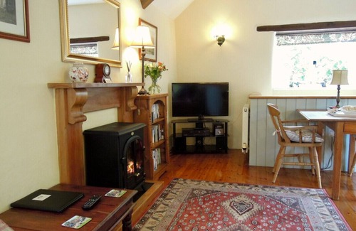 High Street Cabaña | The Granary - Nanjeath Cottages