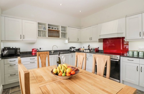 Cornwall Cabaña | THE GRANARY, pet friendly, character holiday cottage in Wiveliscombe