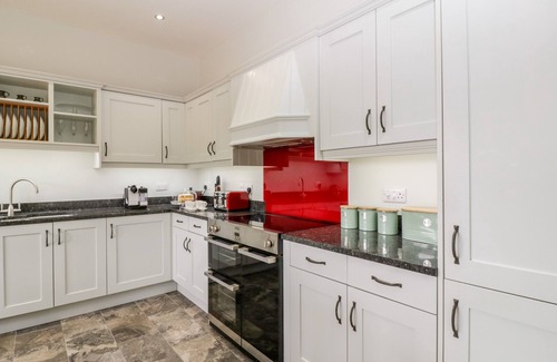 Cornwall Cabaña | THE GRANARY, pet friendly, character holiday cottage in Wiveliscombe