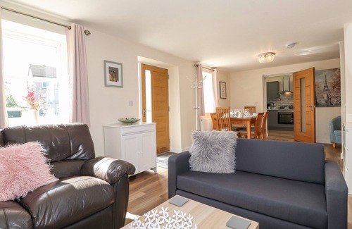 Stainburn Cabaña | THE GRANARY, pet friendly, with a garden in Allonby
