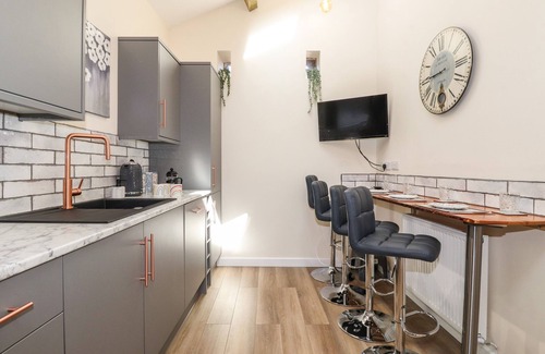 Stainburn Cabaña | THE GRANARY, pet friendly, with a garden in Allonby
