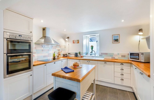 Llangaffo Cabaña | The Granary - UK48740