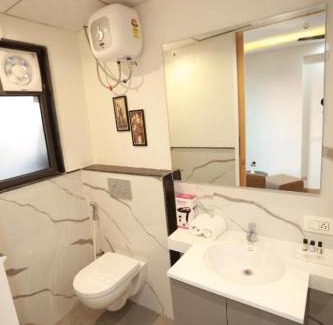 Shyam Nagar Apartamento | The Grand Anukampa studio Apartment.