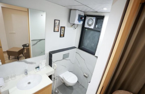 Shyam Nagar Apartamento | The Grand Anukampa studio Apartment.