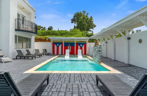 Guzman Arriba Casa | The Grand Escape- Luxury Villa El Yunque Views