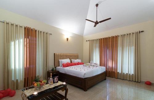 Vagator Complejo | The Grand Leoney Resort