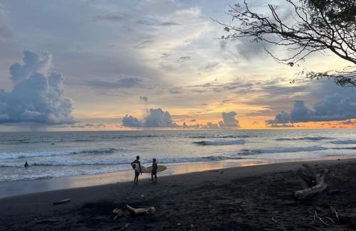 El Gigante Hotel | The Grand Mango Hotel