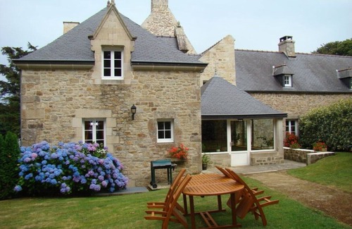 Audierne Casa | El Grand Manoir y la Closerie du Manoir para 21 personas.