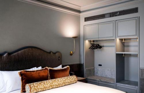 Paddington Hotel | The Grand National Hotel by Saint Peter