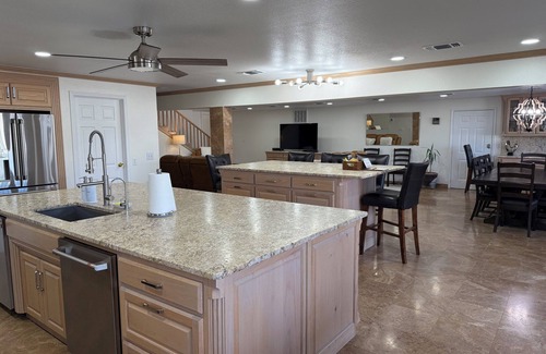 Marathon Casa | The Grand Oasis!! Entire Home w/ Resort-Style Pool, Hot Tub & Garden Vibes