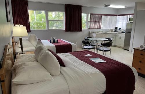 Central Beach Complejo | The Grand Resort and Spa & Worthington All Male