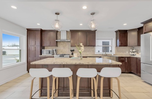Lakeshore Casa | The Grand River retreat